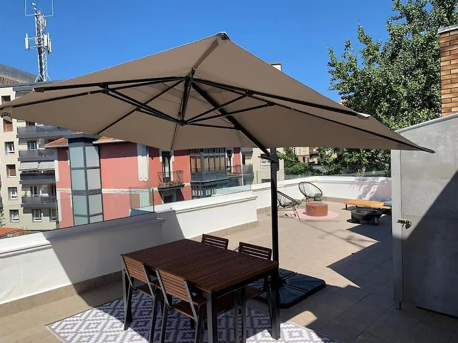 Ático con preciosa terraza en Algorta Apartamento Getxo