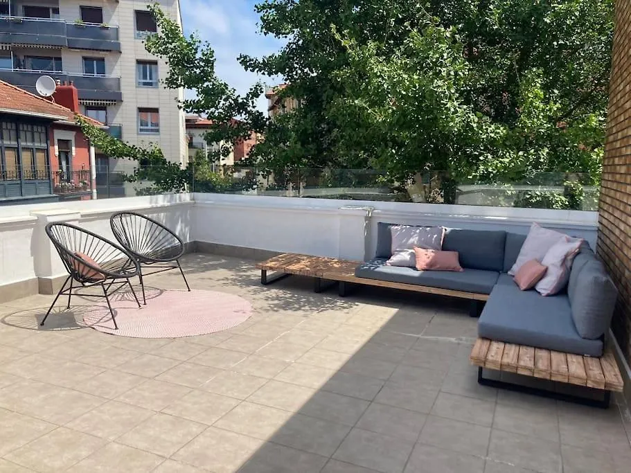Ático con preciosa terraza en Algorta Apartamento Getxo